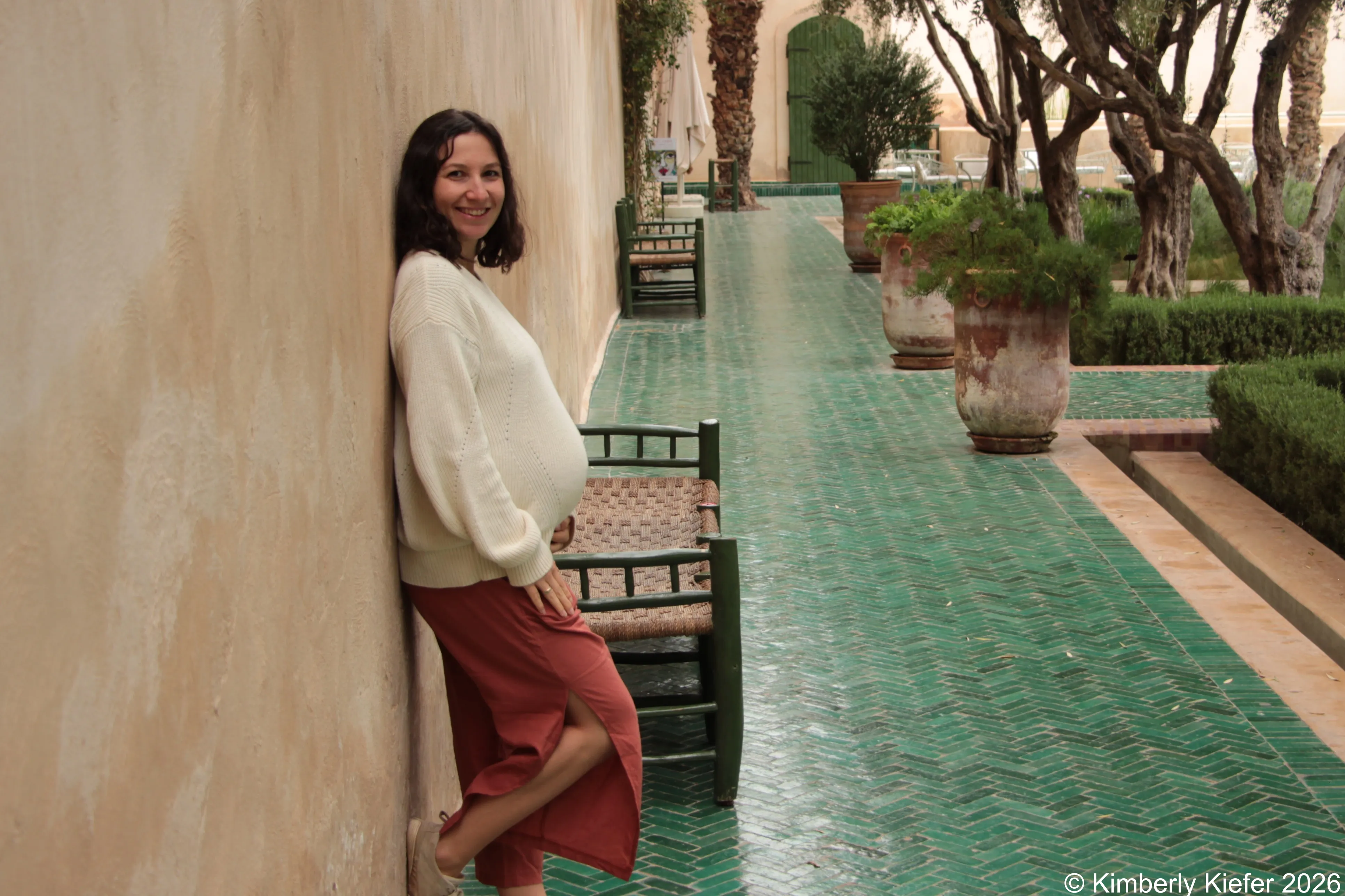 Kimy mit ihrem Baby beim abhalten